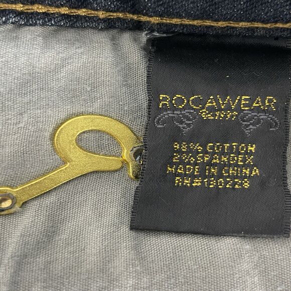 Rocawear Ladies Skimmer Stretch Bermuda Shorts Size 11 NWT - Picture 8 of 9